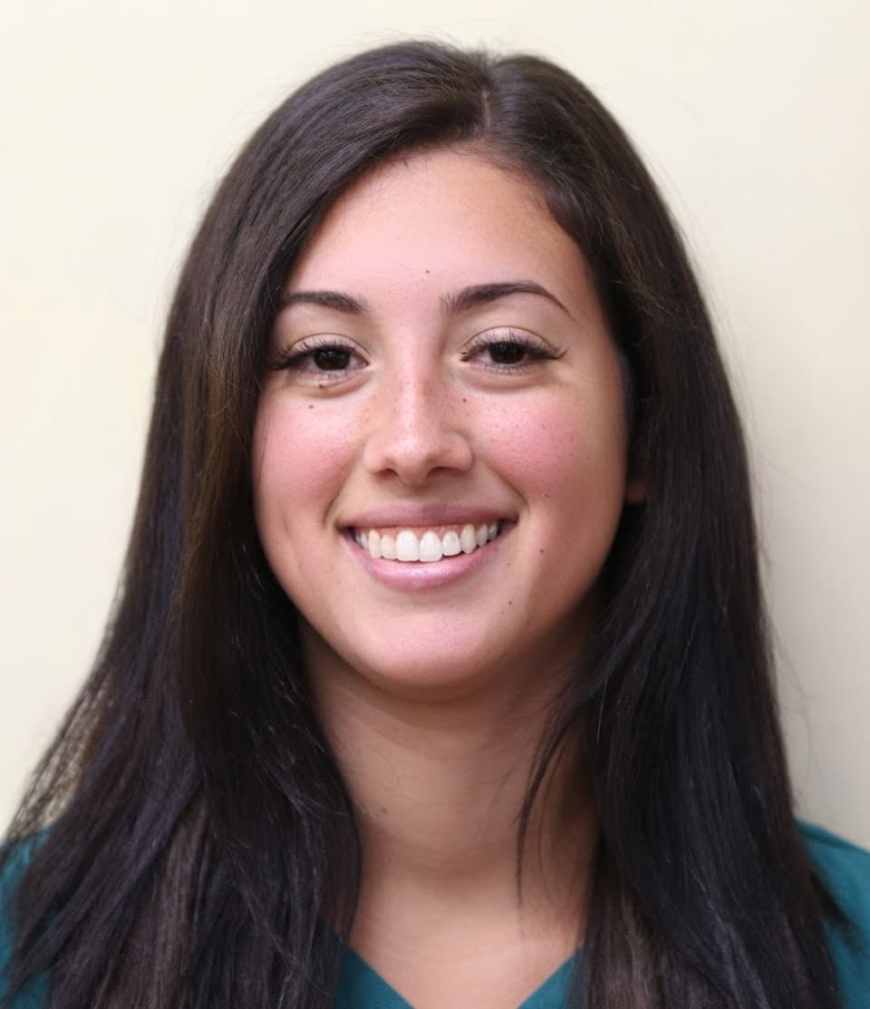 A member of the clinical team at Dr. Malakov's periodontal practice
